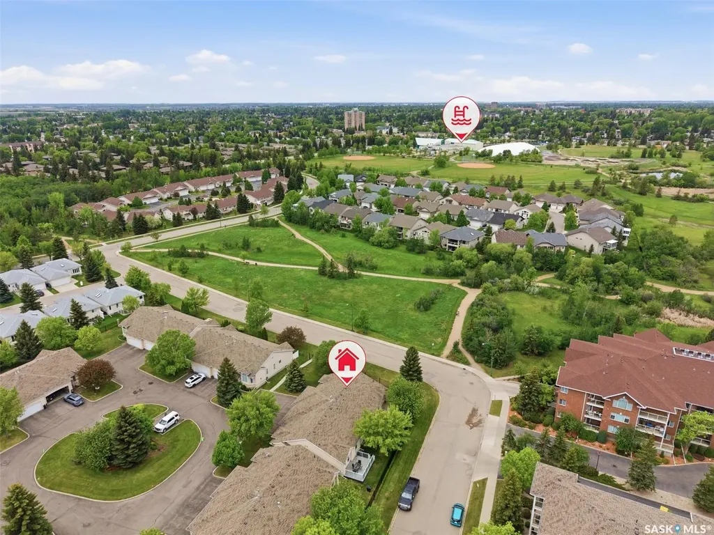 927 Heritage View Saskatoon SK S7H 5S2