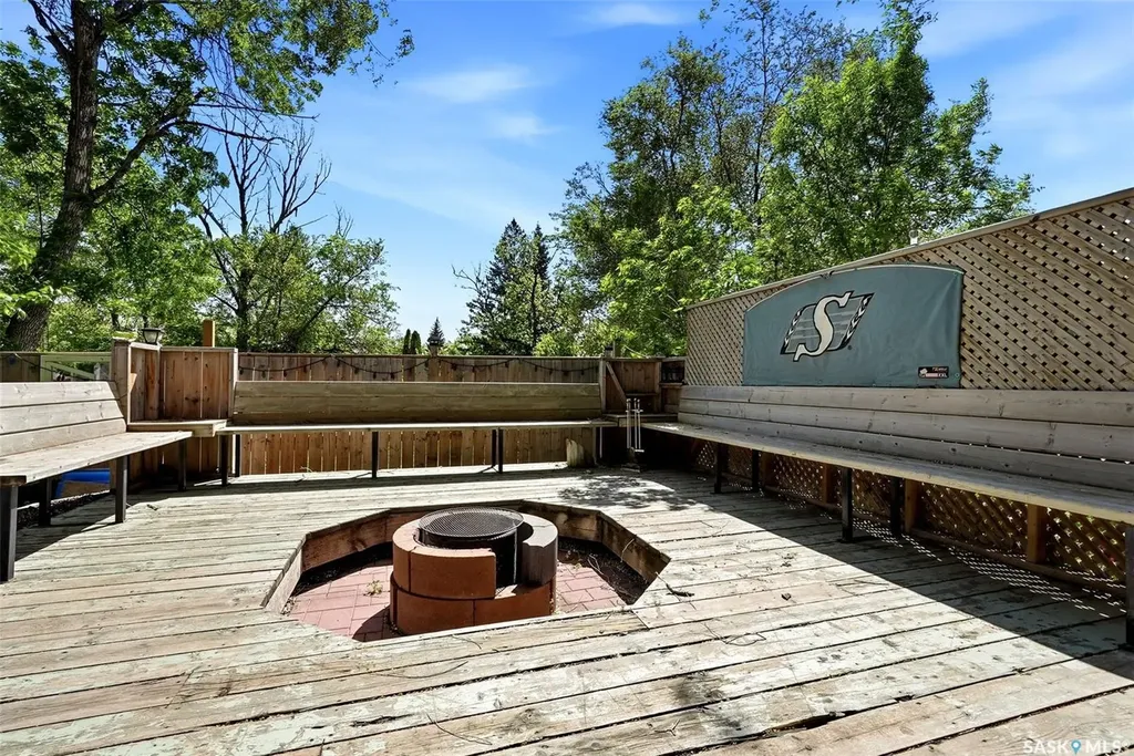 228 Nicoll Avenue Regina Beach SK S0G 4C0
