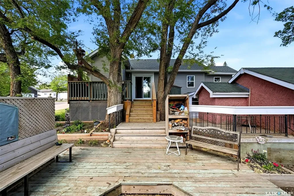 228 Nicoll Avenue Regina Beach SK S0G 4C0