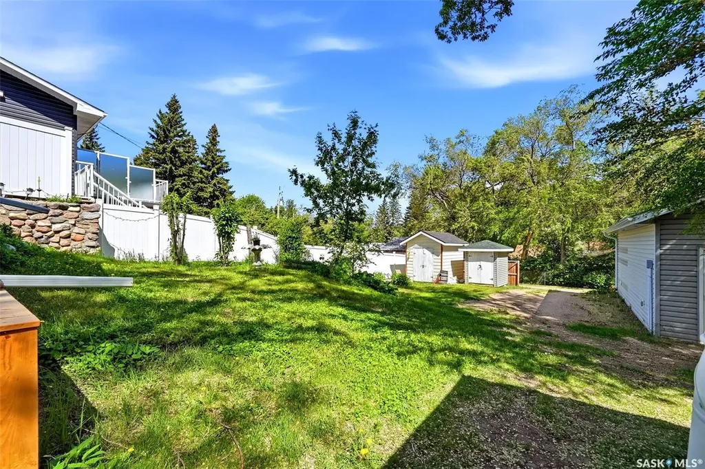 228 Nicoll Avenue Regina Beach SK S0G 4C0