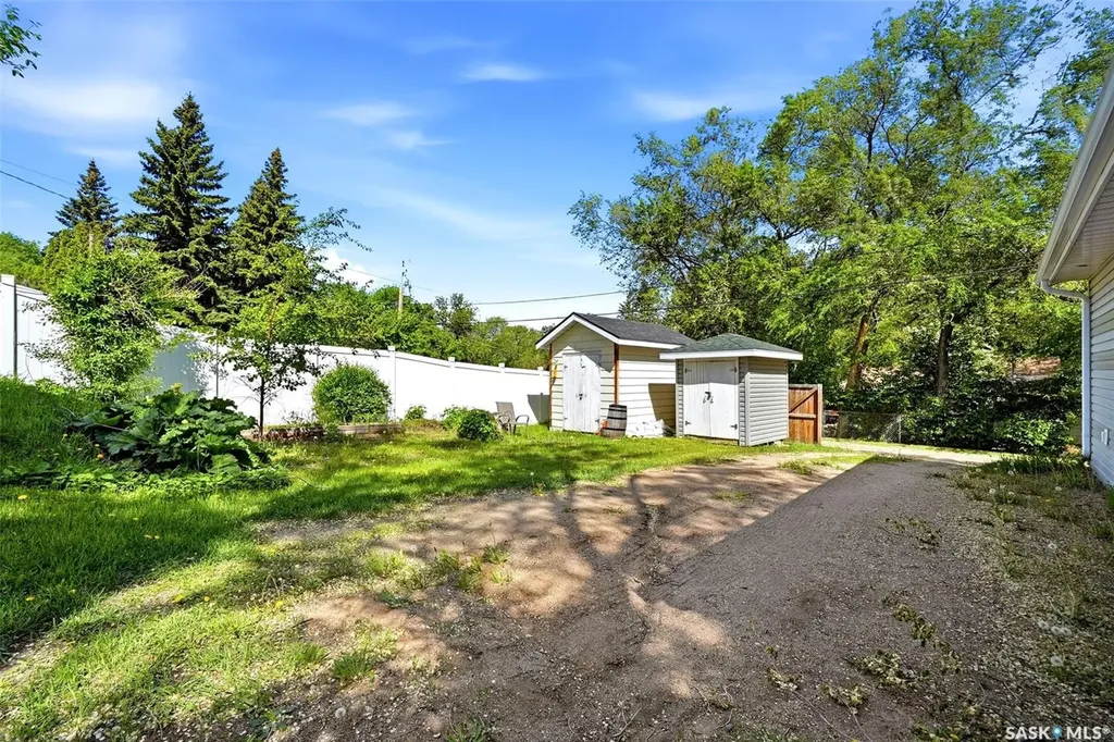 228 Nicoll Avenue Regina Beach SK S0G 4C0