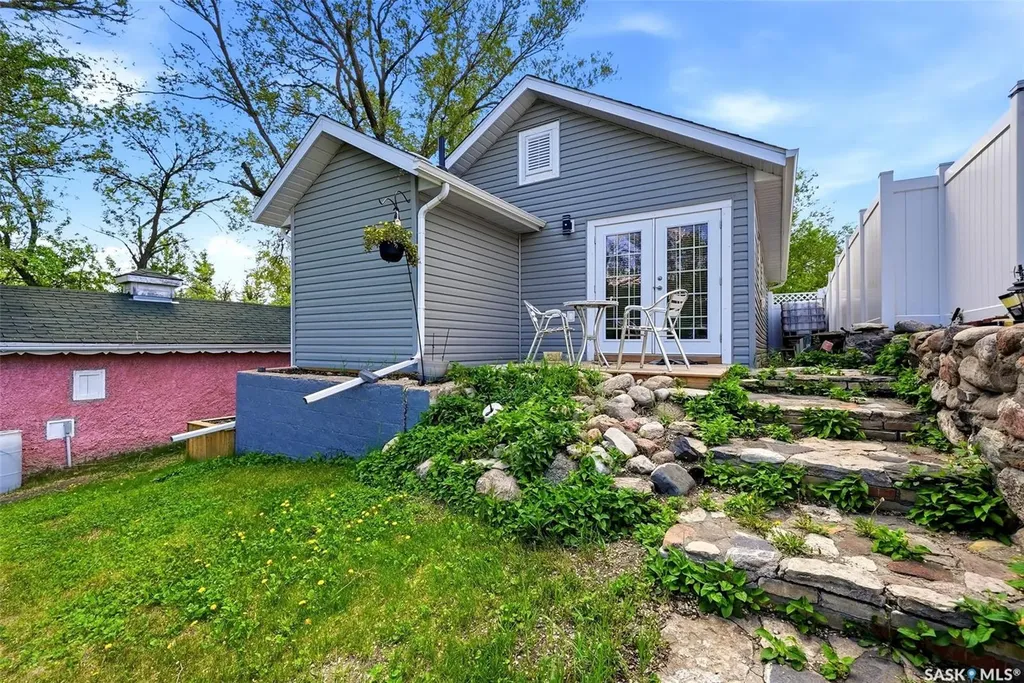 228 Nicoll Avenue Regina Beach SK S0G 4C0