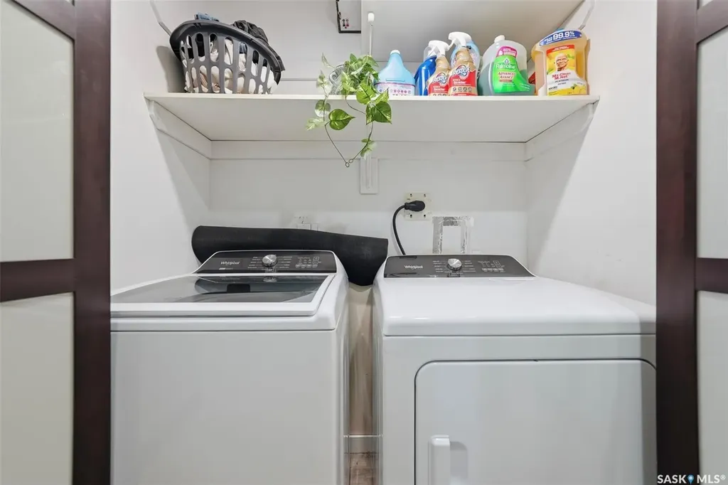 408 L Avenue N Saskatoon SK S7L 2P7