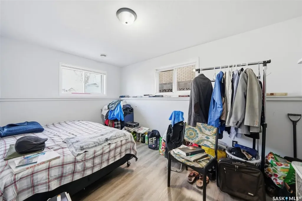 408 L Avenue N Saskatoon SK S7L 2P7