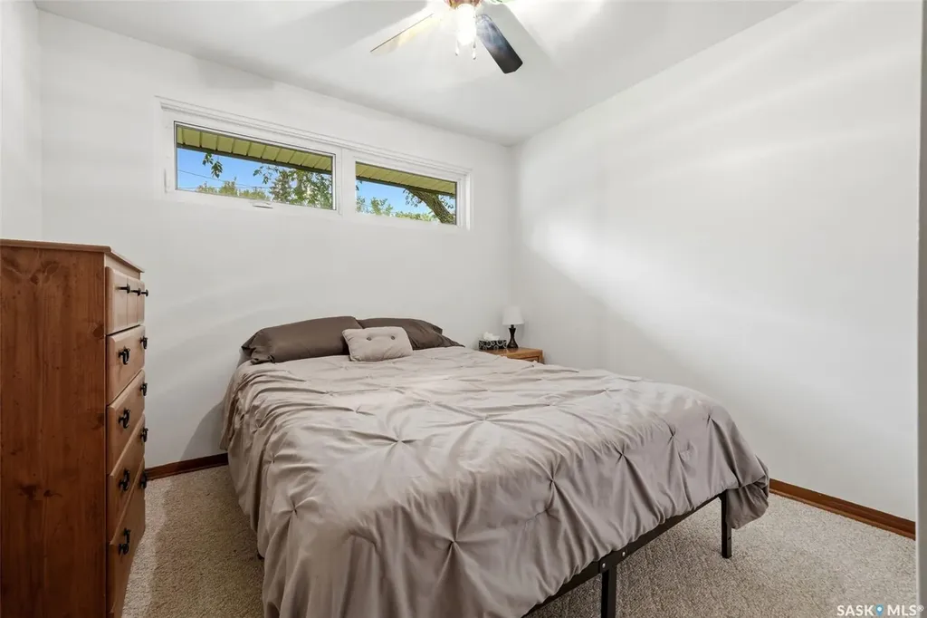 18 Bole Place Regina SK S4S 3W7