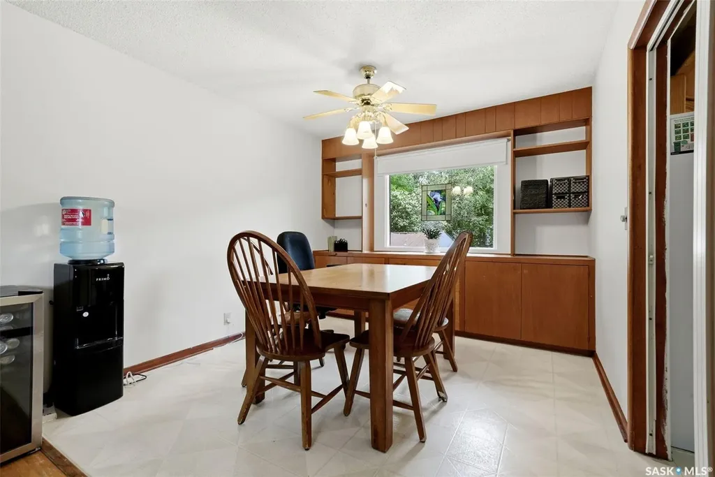 18 Bole Place Regina SK S4S 3W7