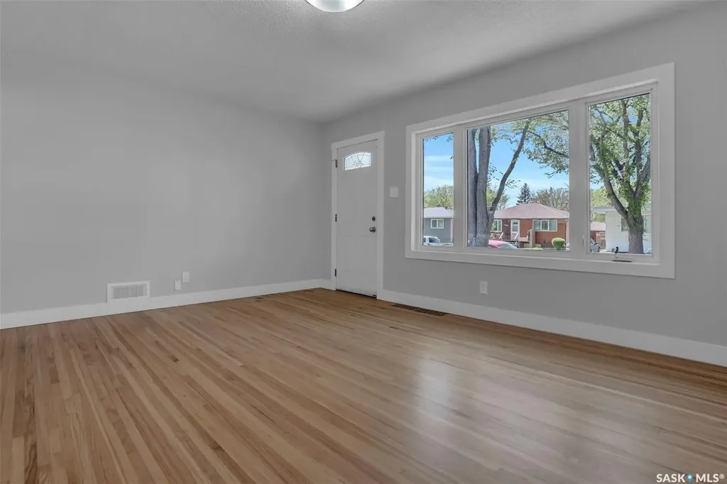 1357 Aberdeen Street Regina SK S4T 5K3