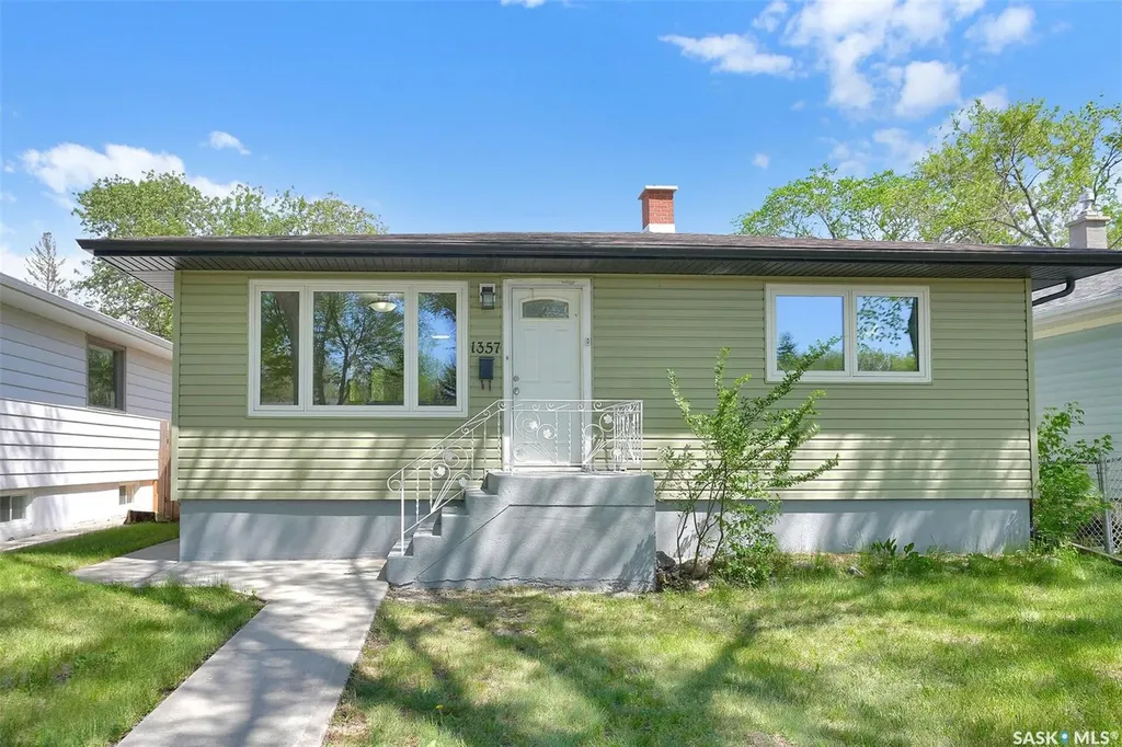 1357 Aberdeen Street Regina SK S4T 5K3