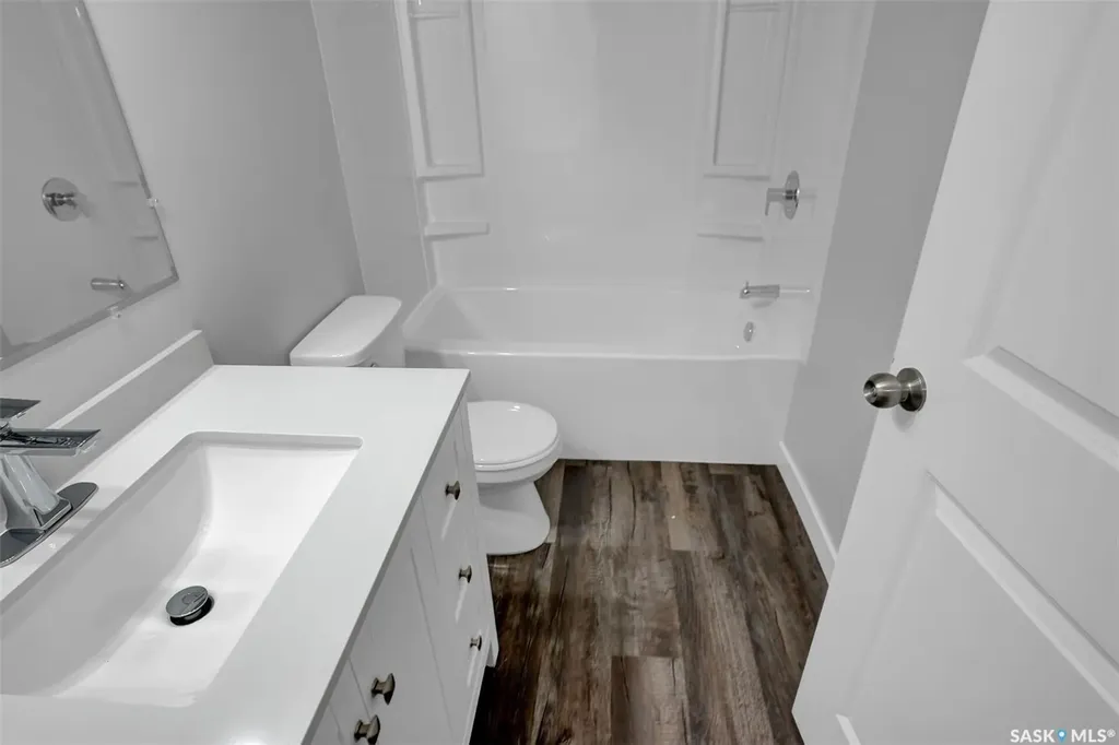 1357 Aberdeen Street Regina SK S4T 5K3