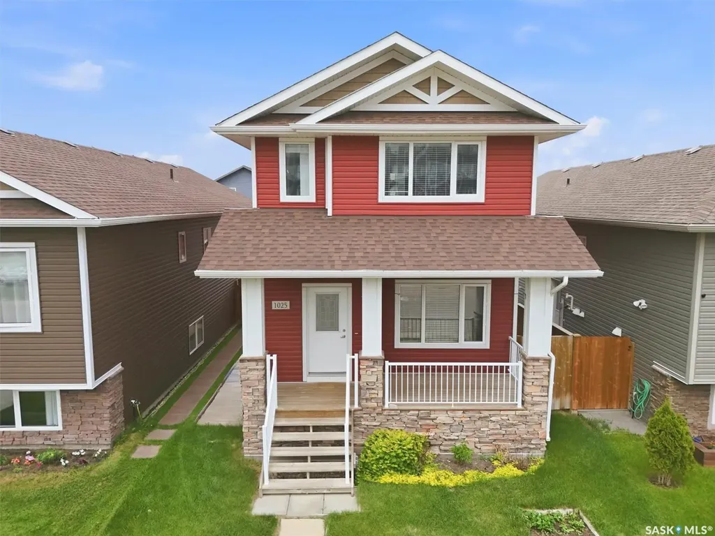 1025 Parr Hill Drive Martensville SK S0K 2T1