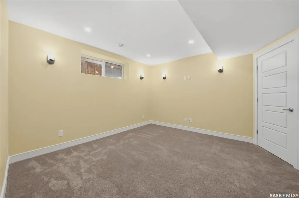 1025 Parr Hill Drive Martensville SK S0K 2T1