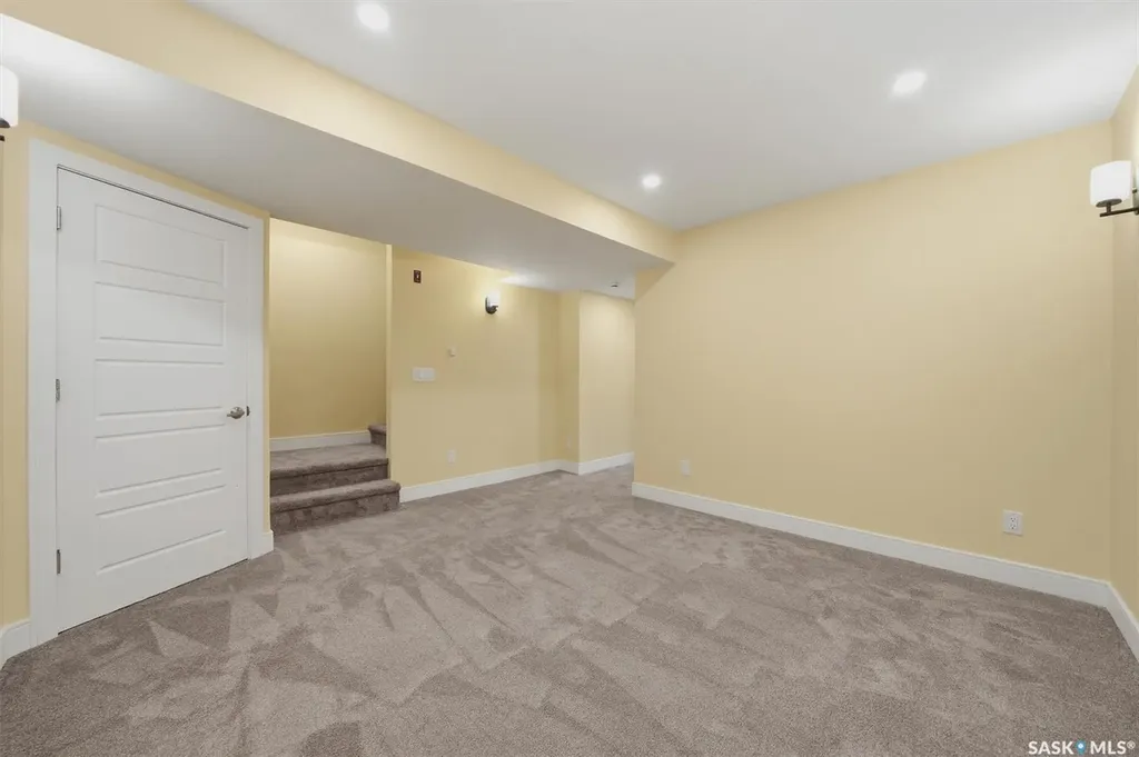 1025 Parr Hill Drive Martensville SK S0K 2T1