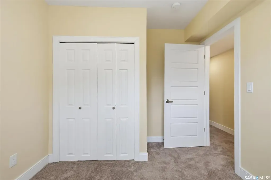 1025 Parr Hill Drive Martensville SK S0K 2T1