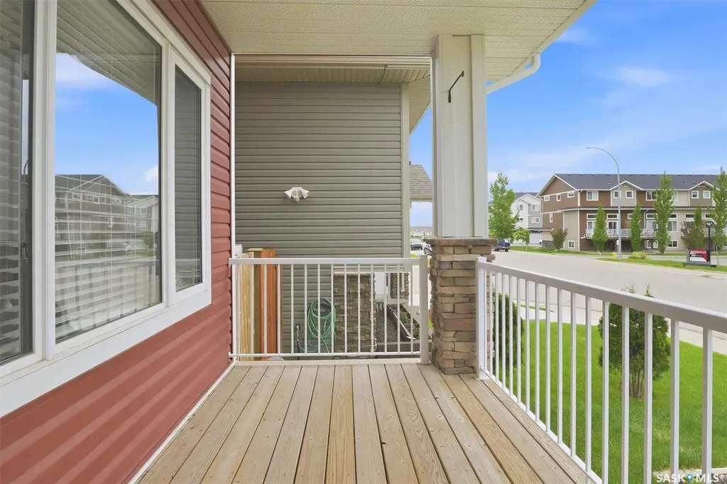 1025 Parr Hill Drive Martensville SK S0K 2T1