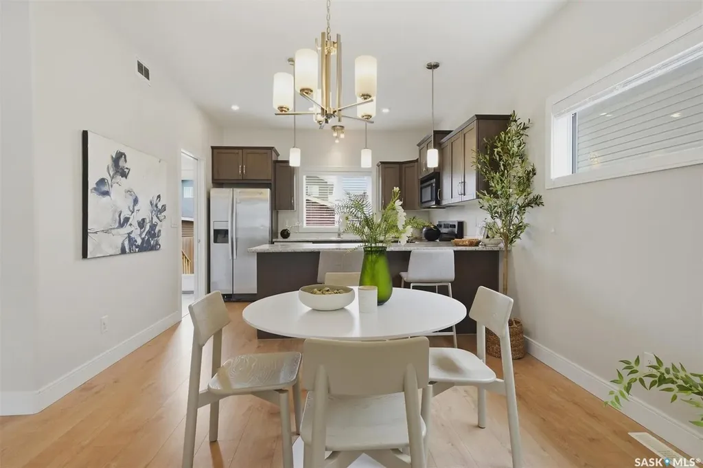 1025 Parr Hill Drive Martensville SK S0K 2T1