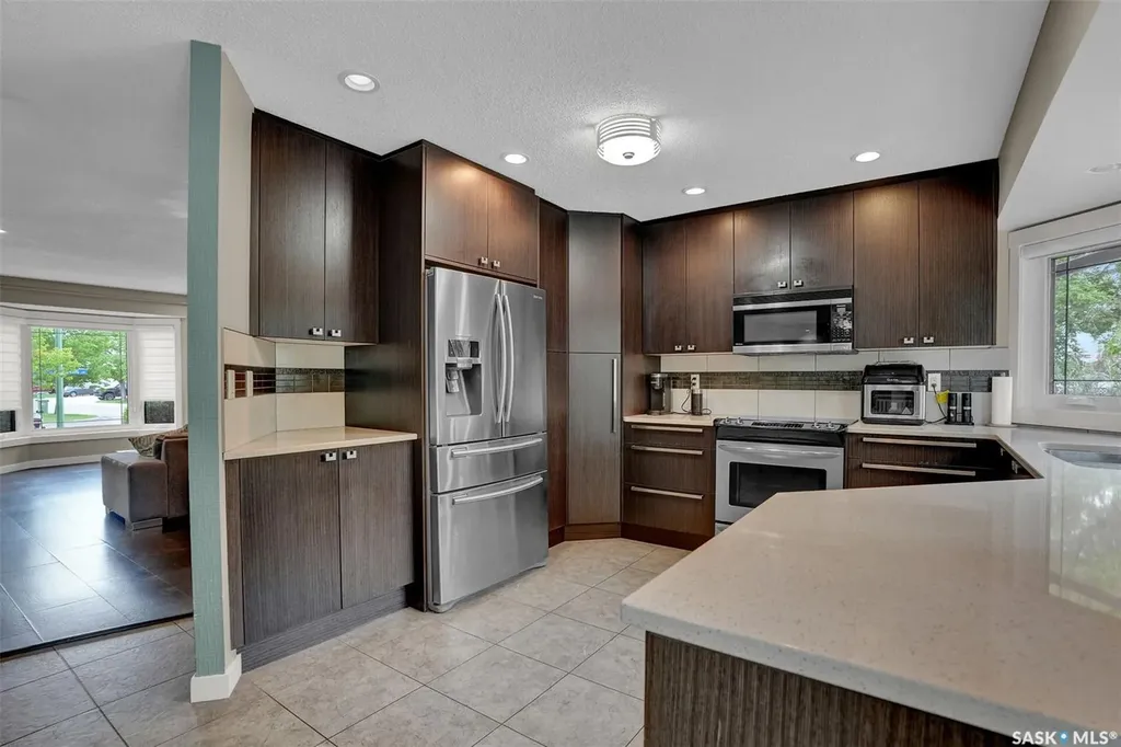 3402 Phaneuf Crescent E Regina SK S4V 1V4