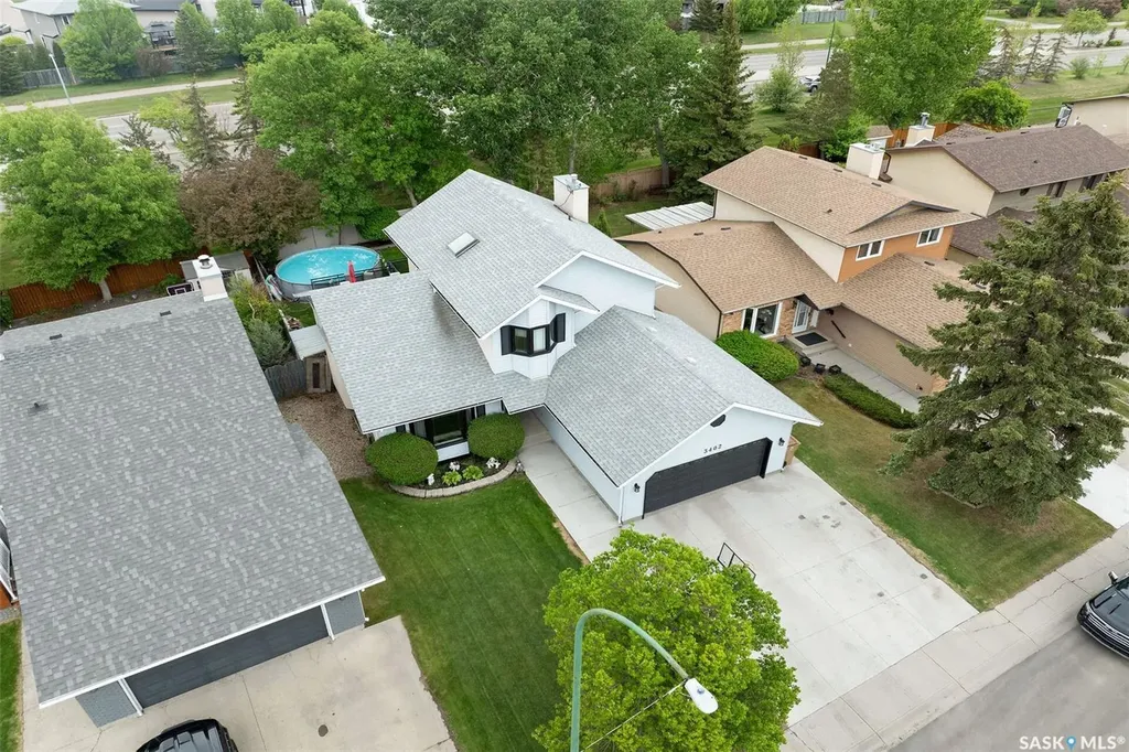3402 Phaneuf Crescent E Regina SK S4V 1V4