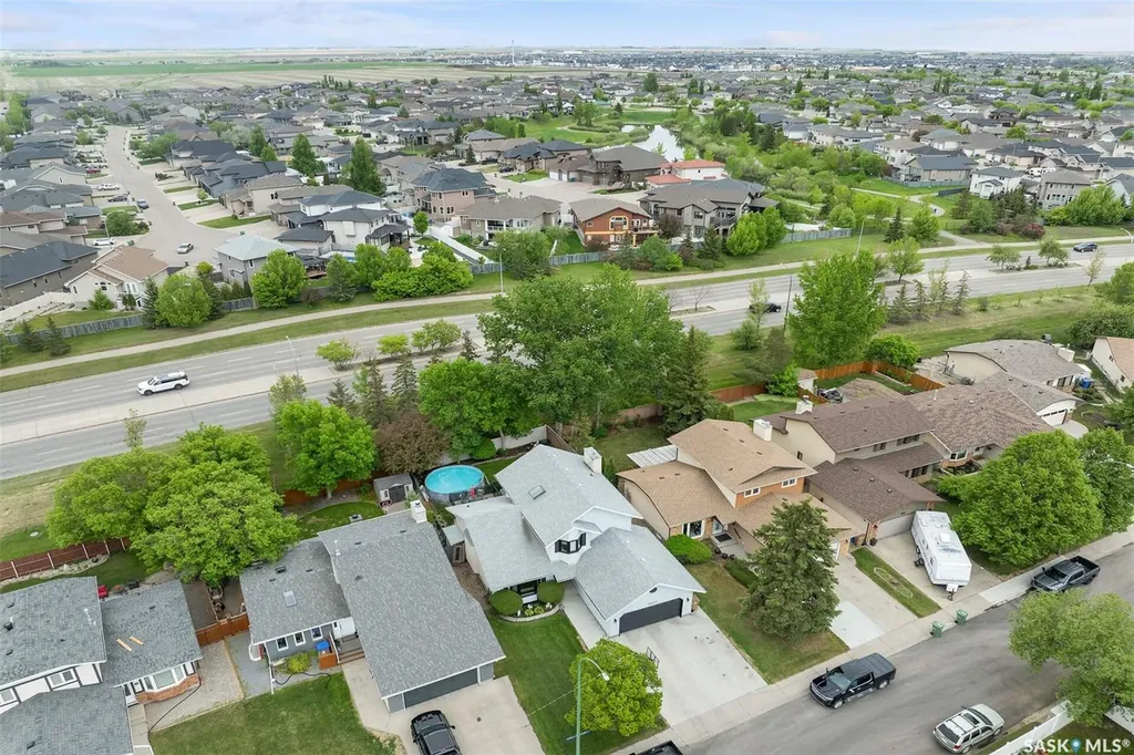 3402 Phaneuf Crescent E Regina SK S4V 1V4