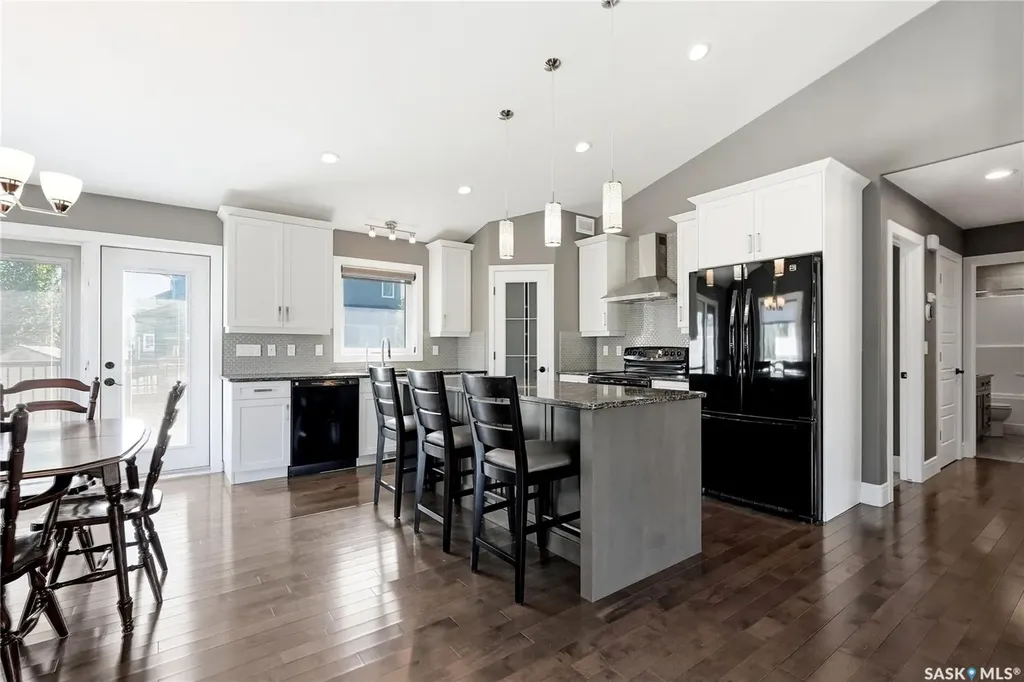 326 Horlick Crescent Saskatoon SK S7N 4R5