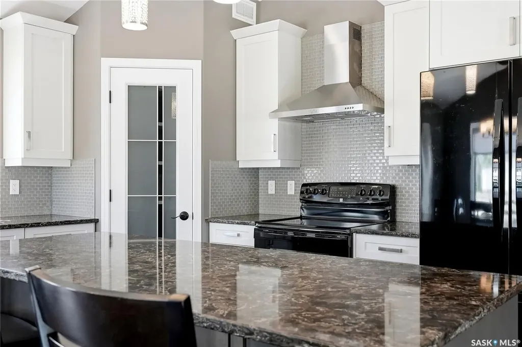326 Horlick Crescent Saskatoon SK S7N 4R5