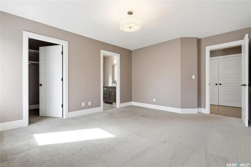 326 Horlick Crescent Saskatoon SK S7N 4R5