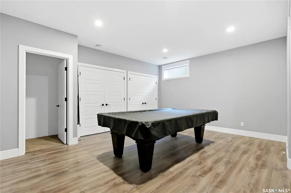 326 Horlick Crescent Saskatoon SK S7N 4R5