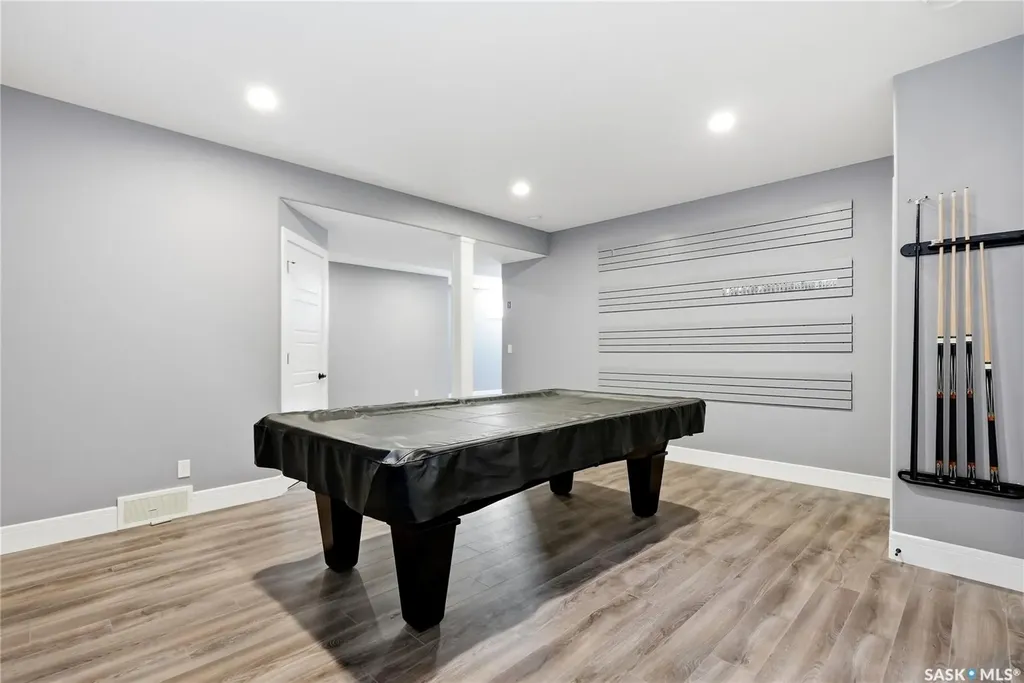 326 Horlick Crescent Saskatoon SK S7N 4R5