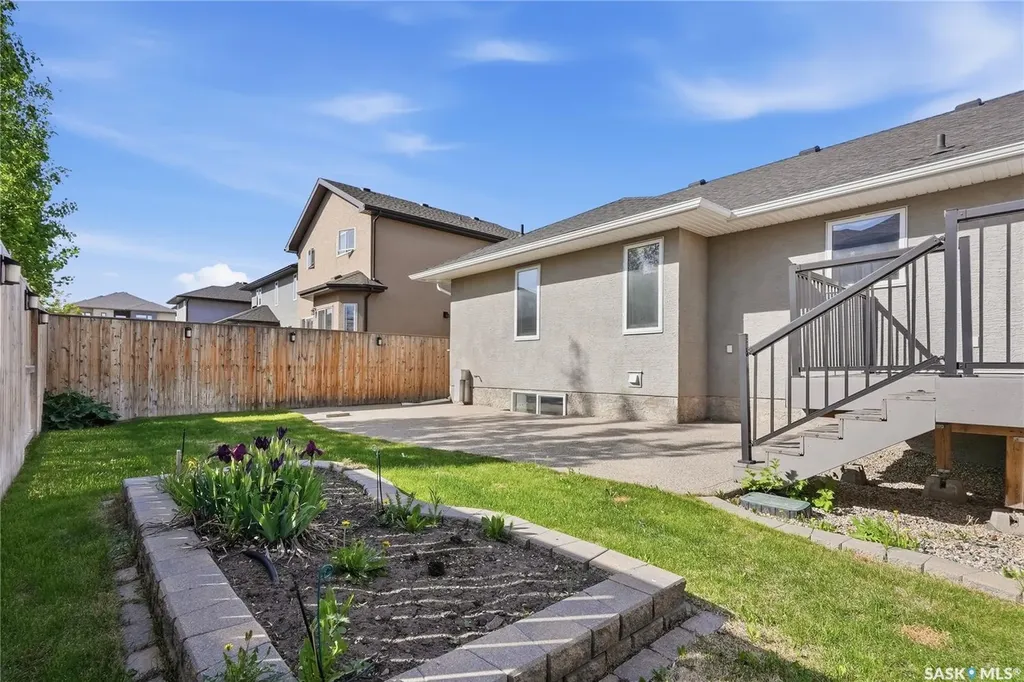 326 Horlick Crescent Saskatoon SK S7N 4R5