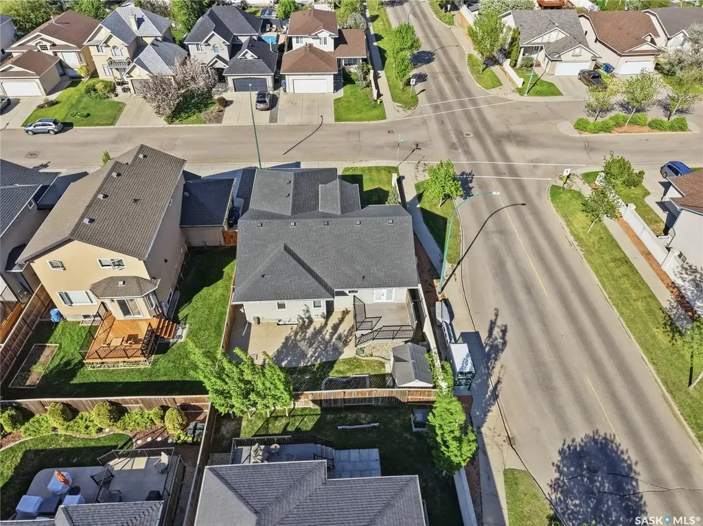 326 Horlick Crescent Saskatoon SK S7N 4R5