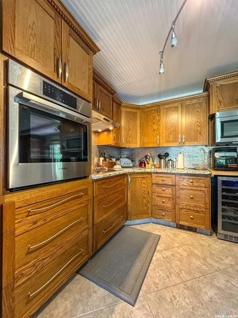 418 Curry Crescent Swift Current SK S9H 4X4