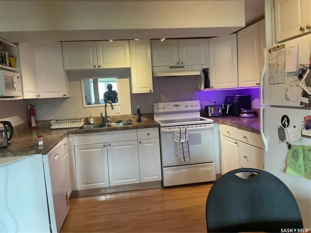 302 Dunlop Street Saskatoon SK S7N 2P7