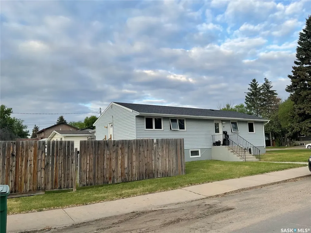 302 Dunlop Street Saskatoon SK S7N 2P7