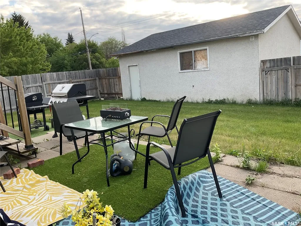 302 Dunlop Street Saskatoon SK S7N 2P7