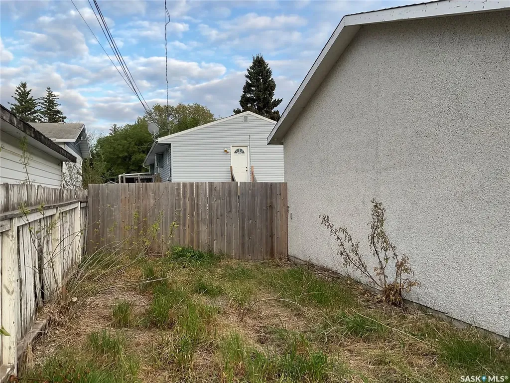 302 Dunlop Street Saskatoon SK S7N 2P7