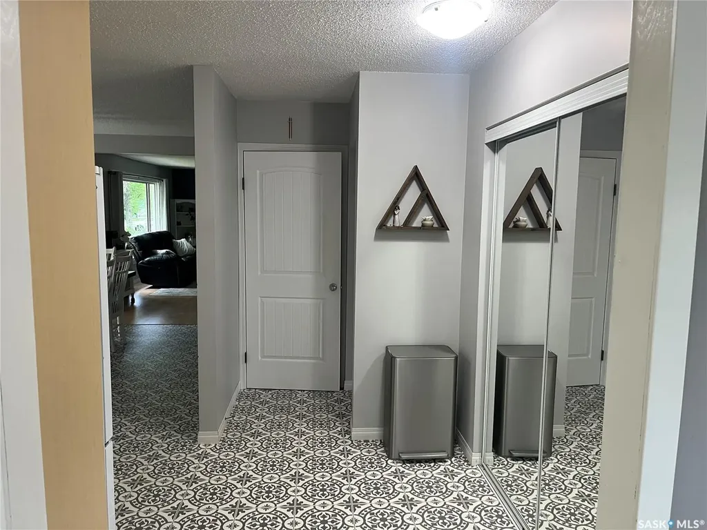 61 2nd Street SW Wadena SK S0A 4J0