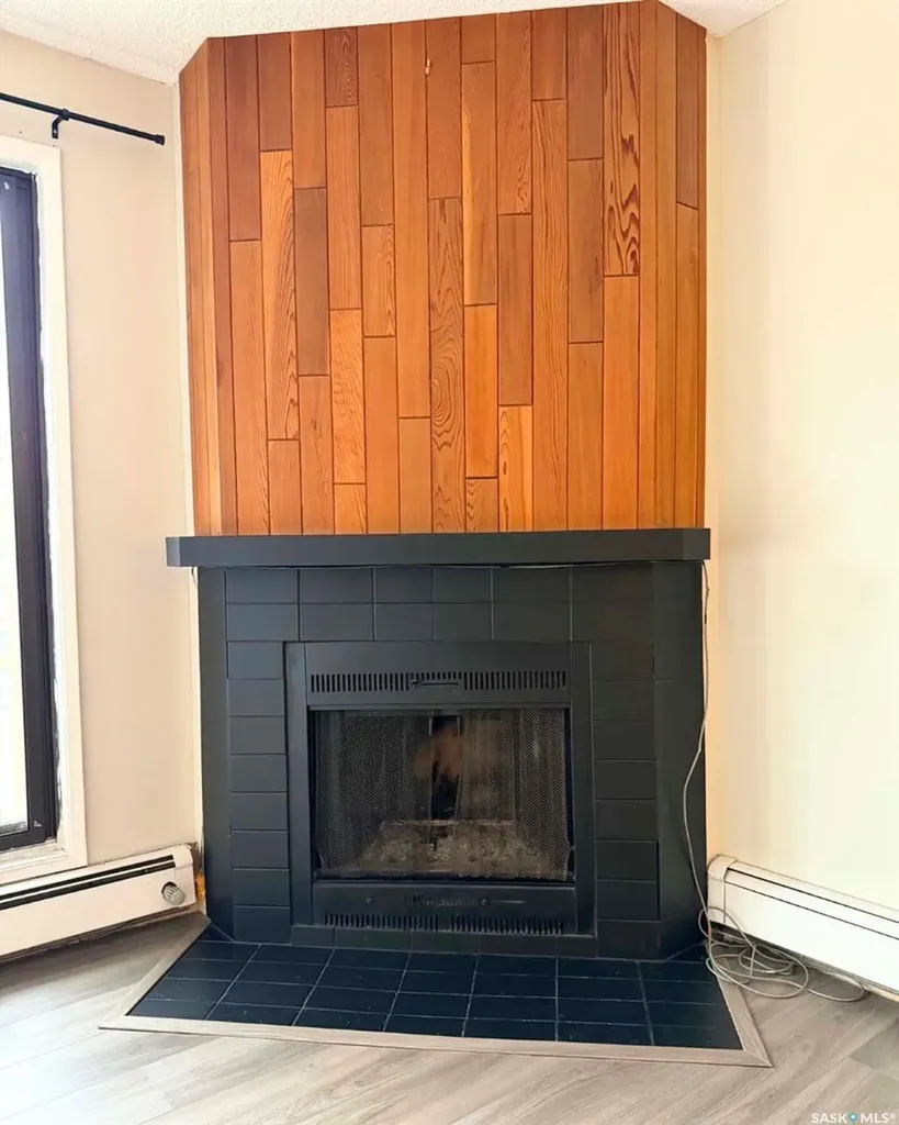 423 Tait Court Saskatoon SK S7L 7H5