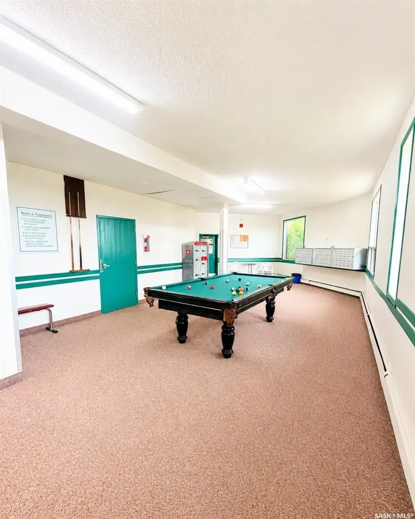 423 Tait Court Saskatoon SK S7L 7H5