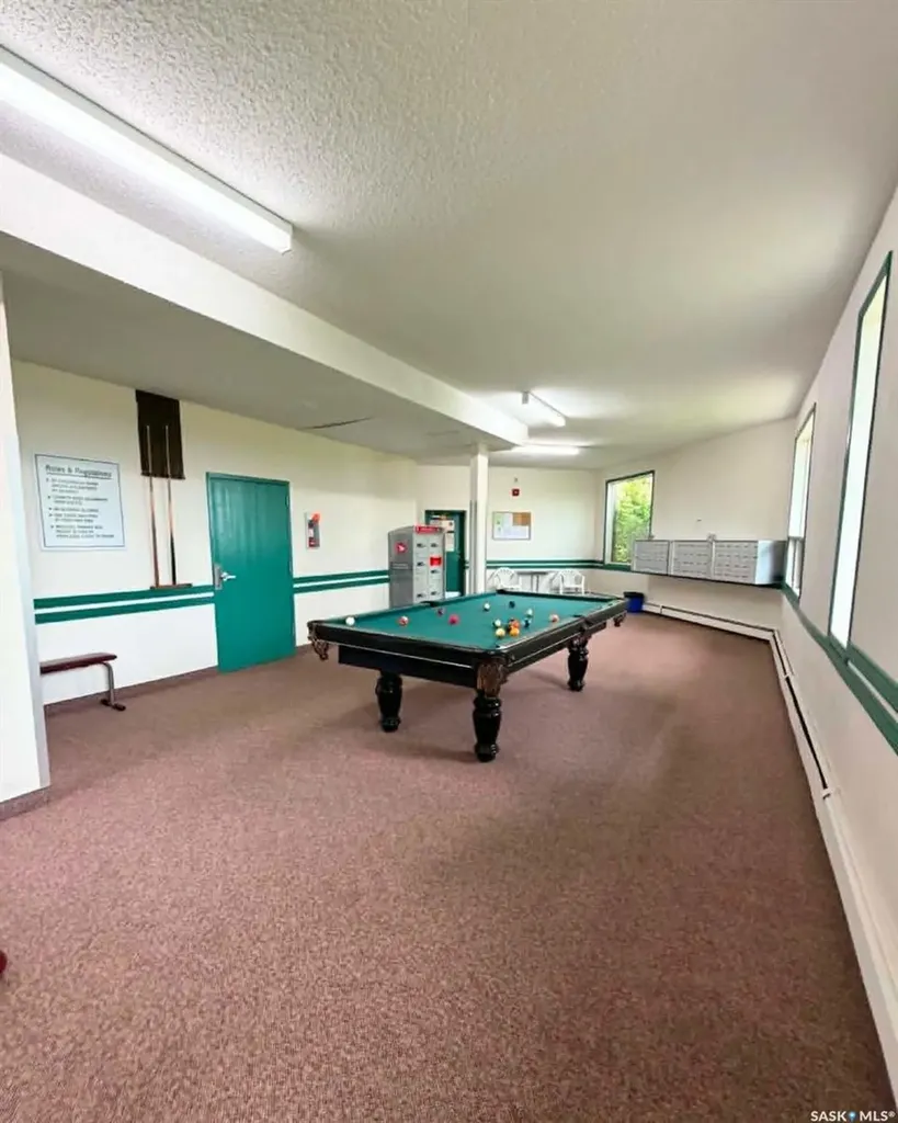 423 Tait Court Saskatoon SK S7L 7H5
