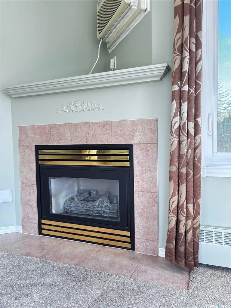 1202 1st Avenue NW Moose Jaw SK S6H 3N6