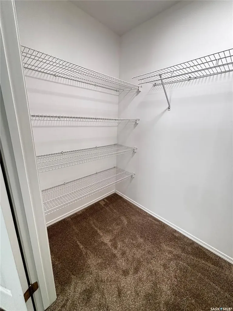 1202 1st Avenue NW Moose Jaw SK S6H 3N6