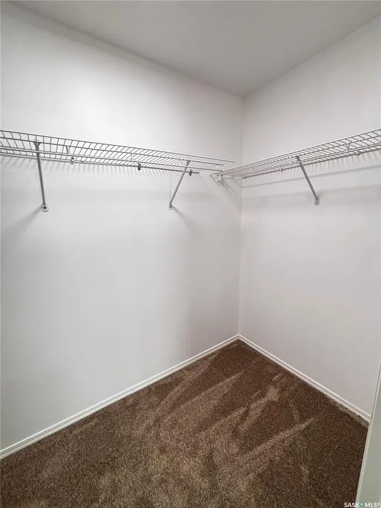 1202 1st Avenue NW Moose Jaw SK S6H 3N6
