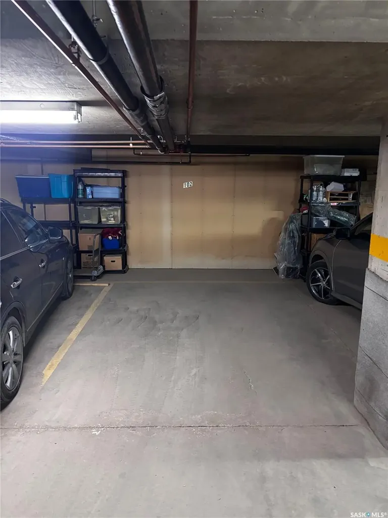 1202 1st Avenue NW Moose Jaw SK S6H 3N6