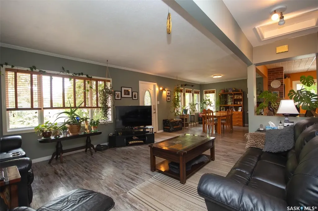 1062 112th Street North Battleford SK S9A 2L3