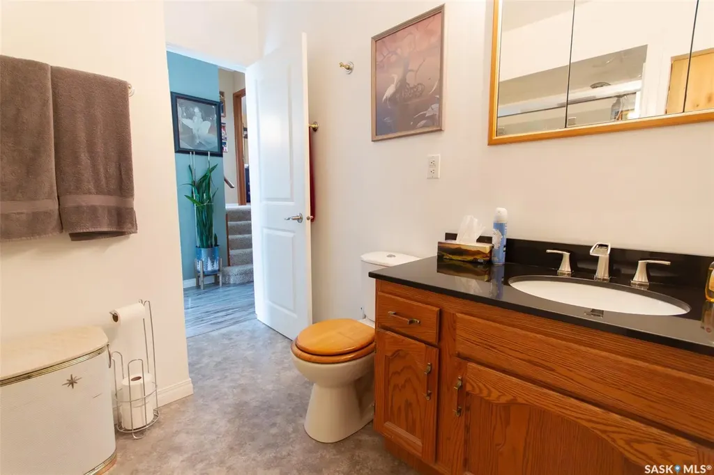 1062 112th Street North Battleford SK S9A 2L3