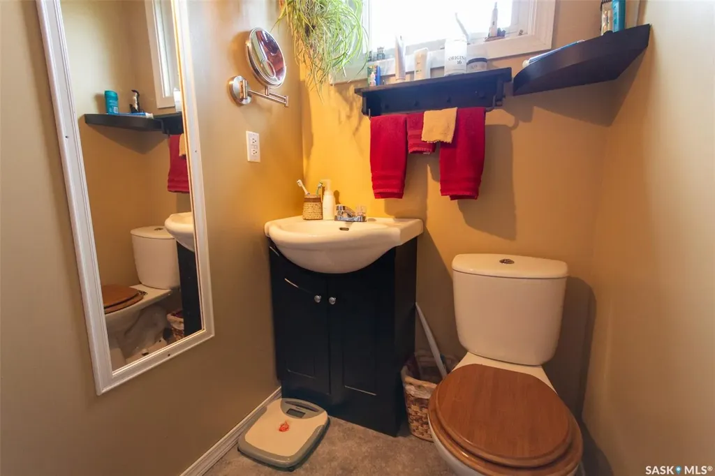 1062 112th Street North Battleford SK S9A 2L3