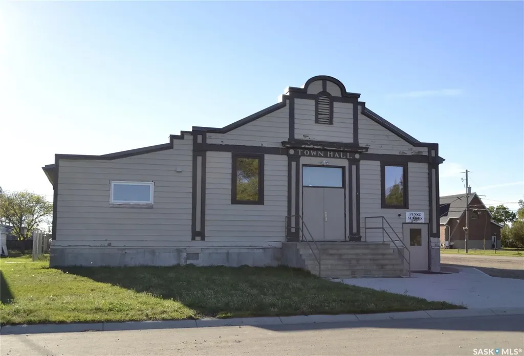 419 Elder Street Pense SK S0G 3W0