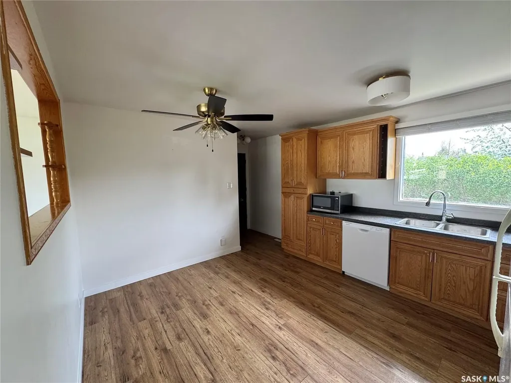30 Crestwood Crescent Yorkton SK S3N 2P3