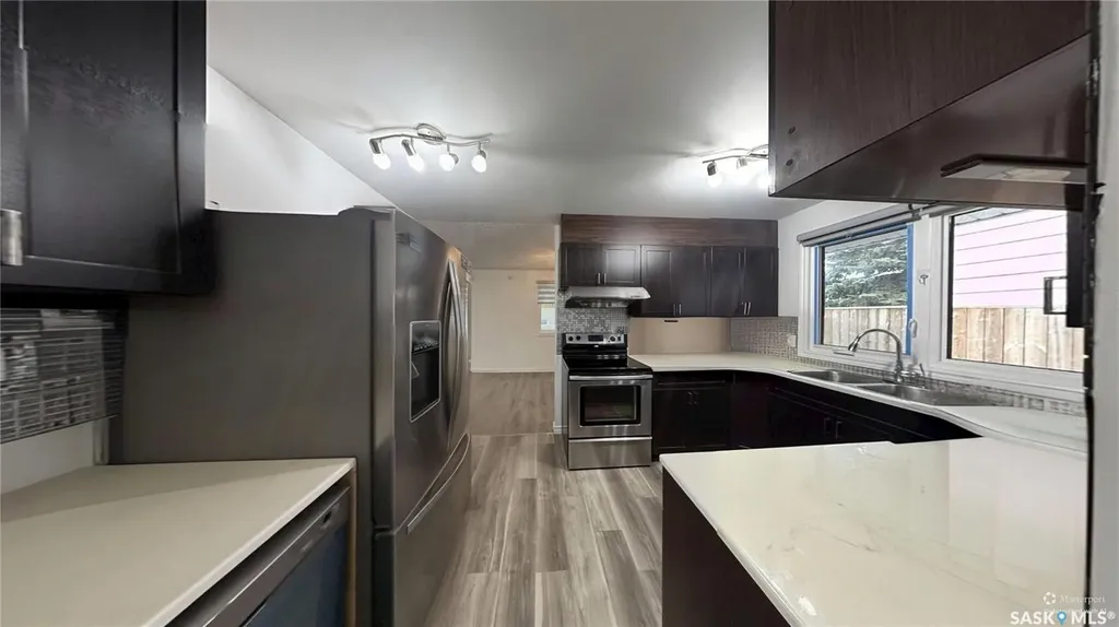 2 Mcdougall Crescent Saskatoon SK S7L 5C1