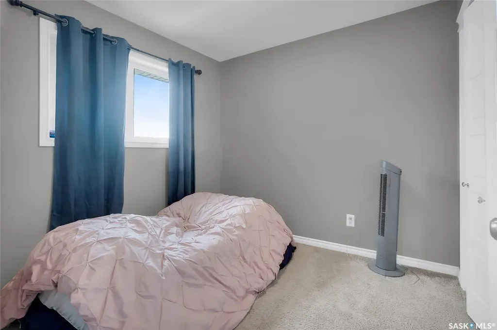 222 Pringle Lane Saskatoon SK S7T 0S3