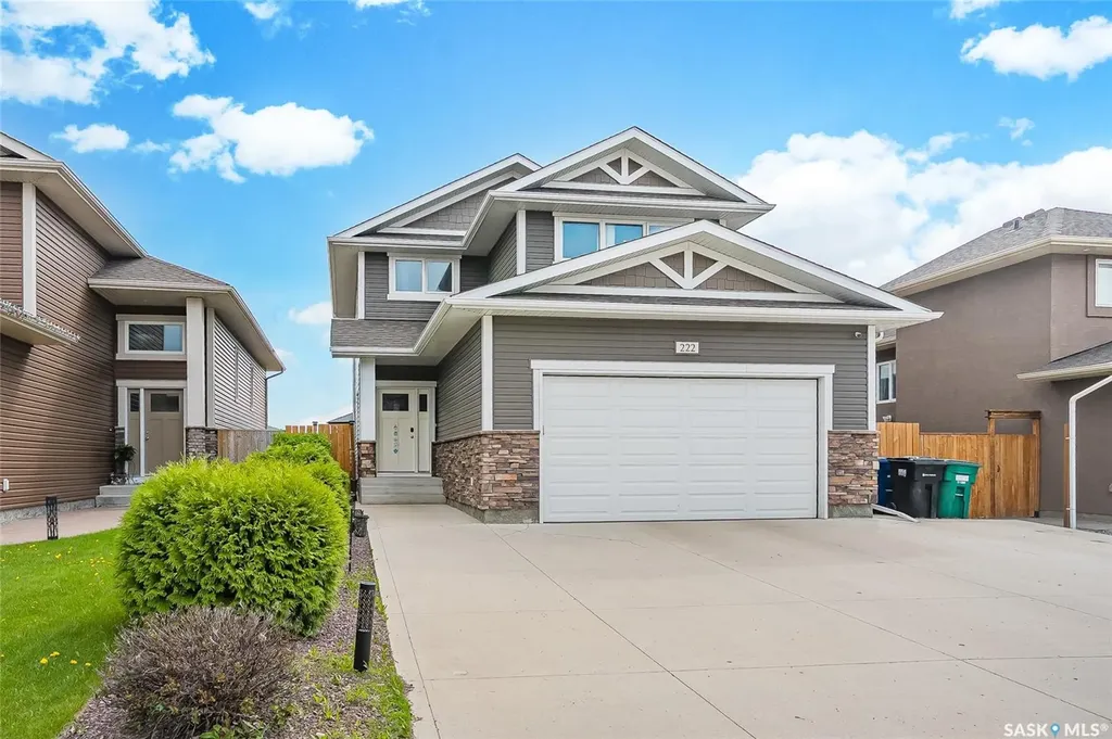 222 Pringle Lane Saskatoon SK S7T 0S3